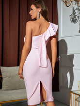 Cargar imagen en el visor de la galería, Summer Sexy One Shoulder Ruffles Pink Split Midi Bodycon Bandage Dress Elegant Evening Party Dress